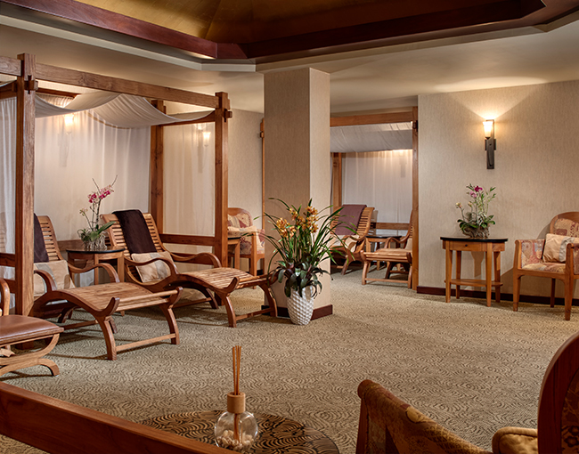 Overview of the relaxation room at The Catamaran Spa
